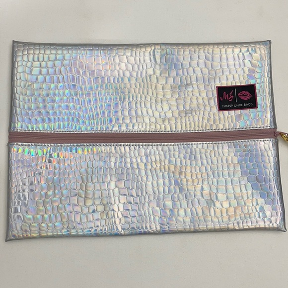 Makeup Junkie Bags Nwt Holographic Gator Large Makeup Junkie Poshmark